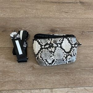 Snakeskin Print Crossbody Bag with Strap